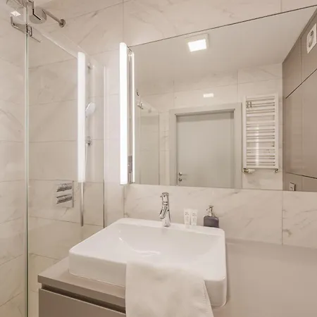Apartament Wilda Chic By Bookinghost