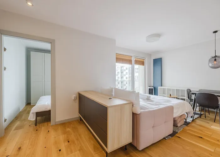 Wilda Chic By Bookinghost * بوزنان